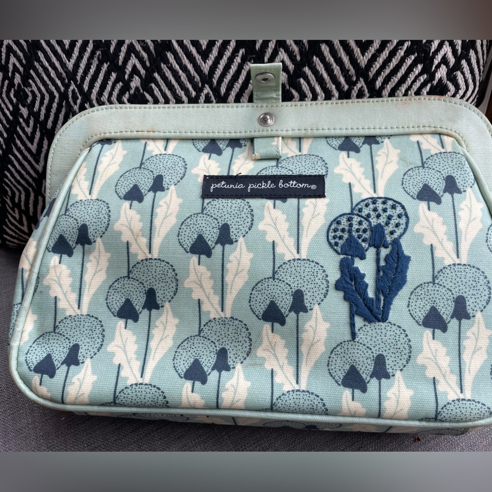PETUNIA PICKLEBOTTOM LUXURY DIAPER BAG , CHANGING STATION,  WIPES CONTAINER